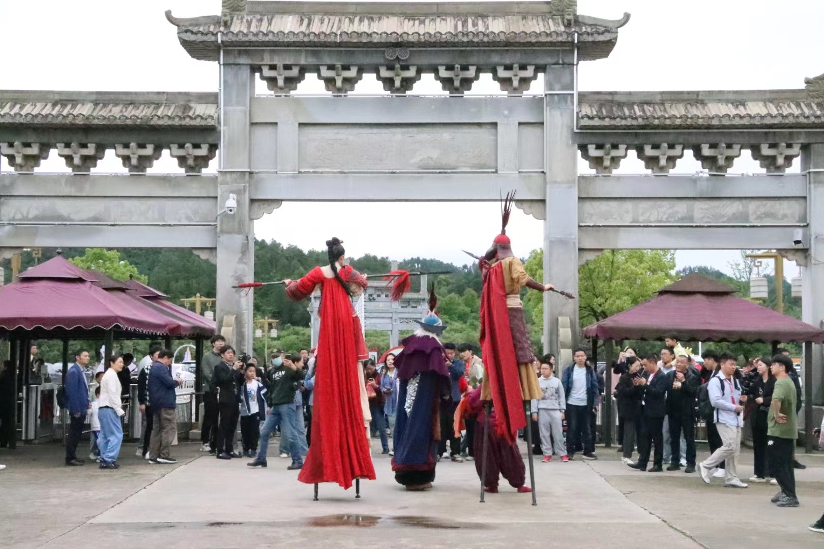 景德镇市测绘设计院有限公司中标景德镇市自鼎盛注册平台然资源储备利用中心 2024 年度测绘项目 中标金额 930116 元